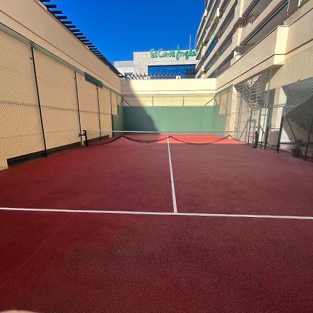 Heart Of Puerto Banus Newly Renavated Free Parking , Wifi ,Pool,Gym,Padel Court Apartment Marbella Exterior foto