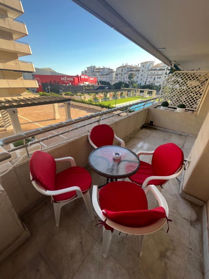 Heart Of Puerto Banus Newly Renavated Free Parking , Wifi ,Pool,Gym,Padel Court Apartment Marbella Exterior foto